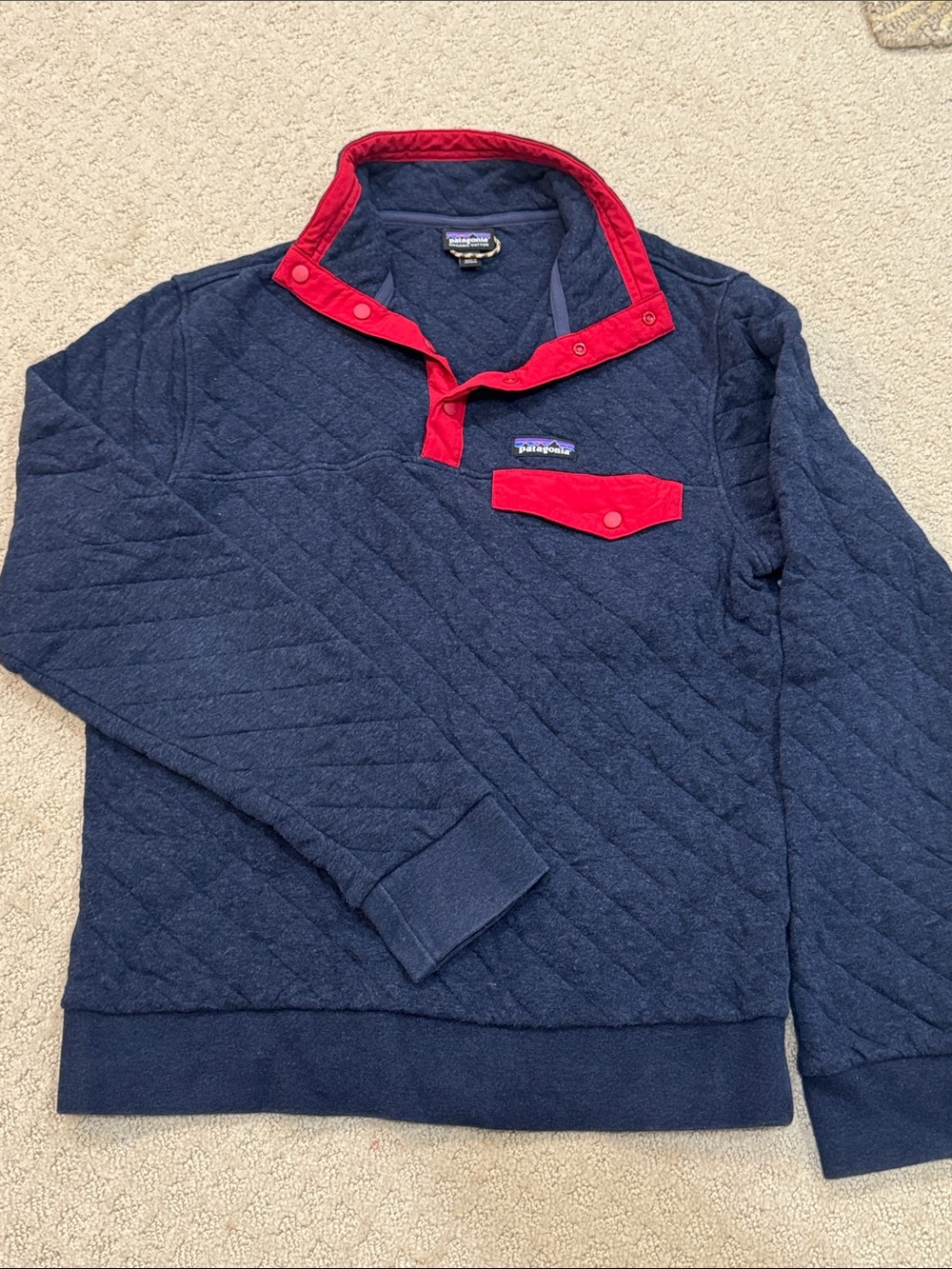 Patagonia Men’s Navy Quilted Pullover with Red Trim Accents